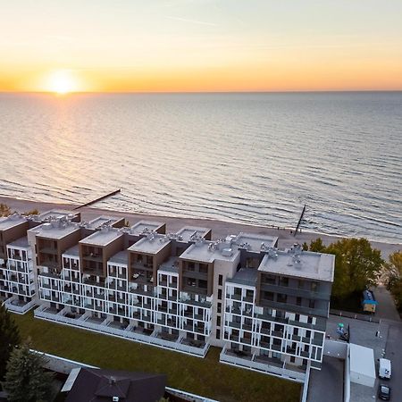 Apartament Kapitanski Z Widokiem Na Morze 4 Pietro - By Perlowa Przystan Rent Sianożęty Exterior foto