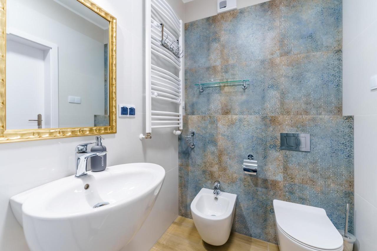 Apartament Kapitanski Z Widokiem Na Morze 4 Pietro - By Perlowa Przystan Rent Sianożęty Exterior foto